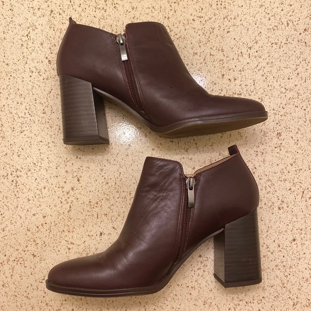 Franco Sarto Burgundy booties - Picture 3 of 6
